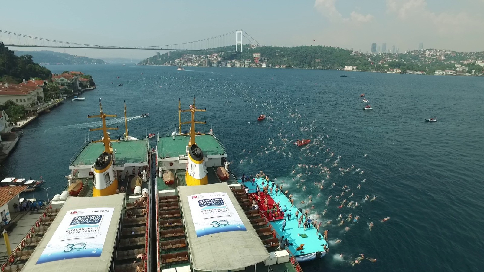More than 2,000 take part in Bosphorus CrossContinental Swimming Race
