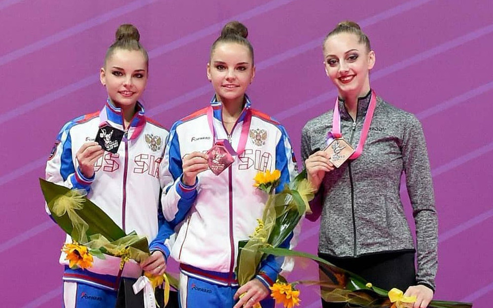 Averina twins dominate FIG Rhythmic Gymnastics World Cup in Pesaro