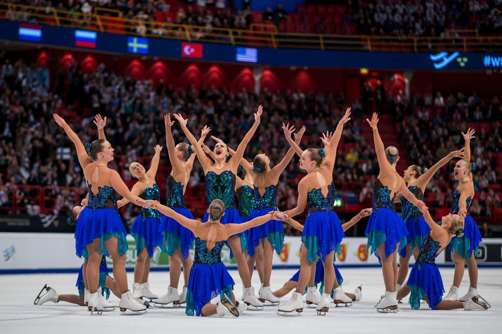 Russia's Team Paradise make perfect start to ISU World Synchronized