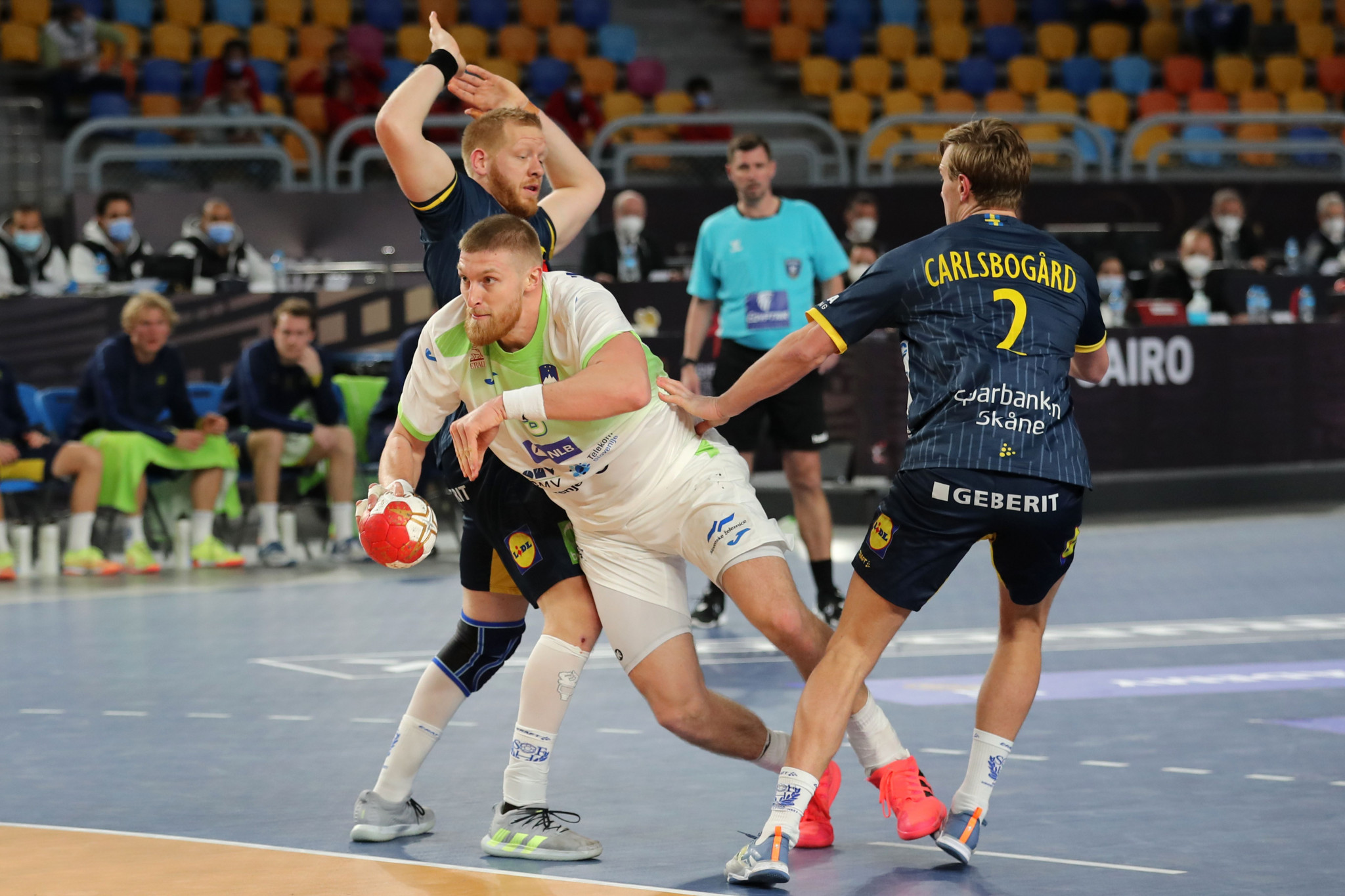 Lastsecond goal sees Slovenia draw with Sweden at Handball World