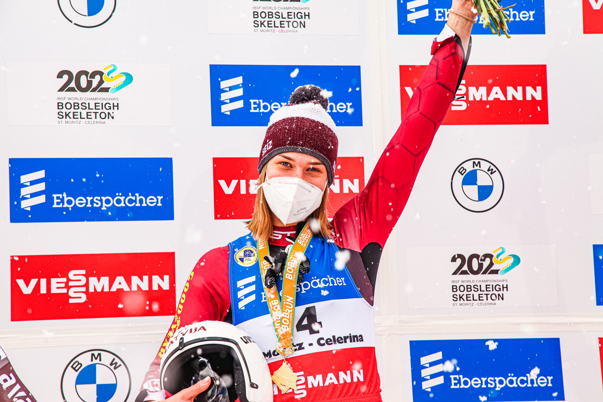 Elīna leva Vītola, de Lettonie, est montée en tête du podium de la Coupe du monde de luge pour la première fois à St Moritz © FIL