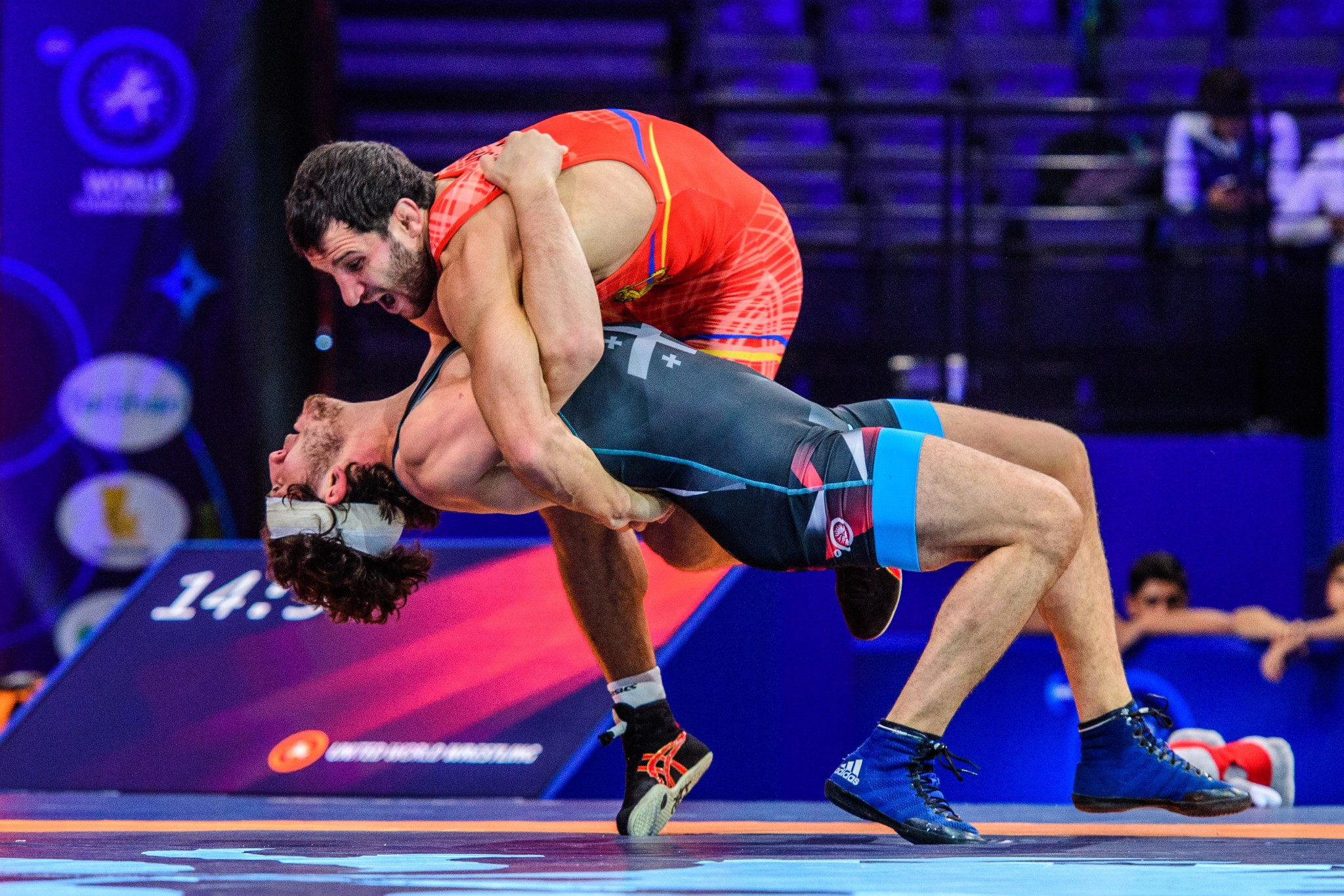 Kayaalp seals third title on day of shocks and surprises at UWW World